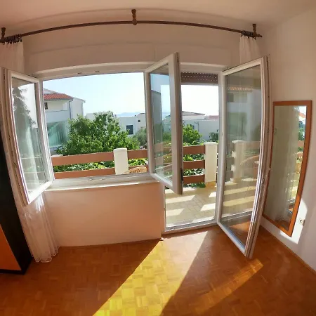 Mima Apartment *