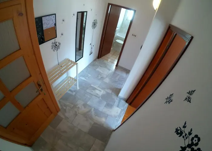 Διαμέρισμα Mima *